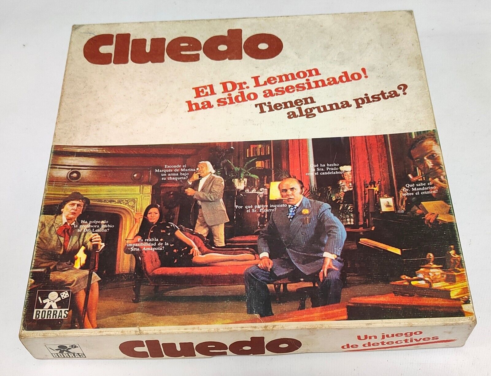 Caja del juego de mesa Cluedo.
