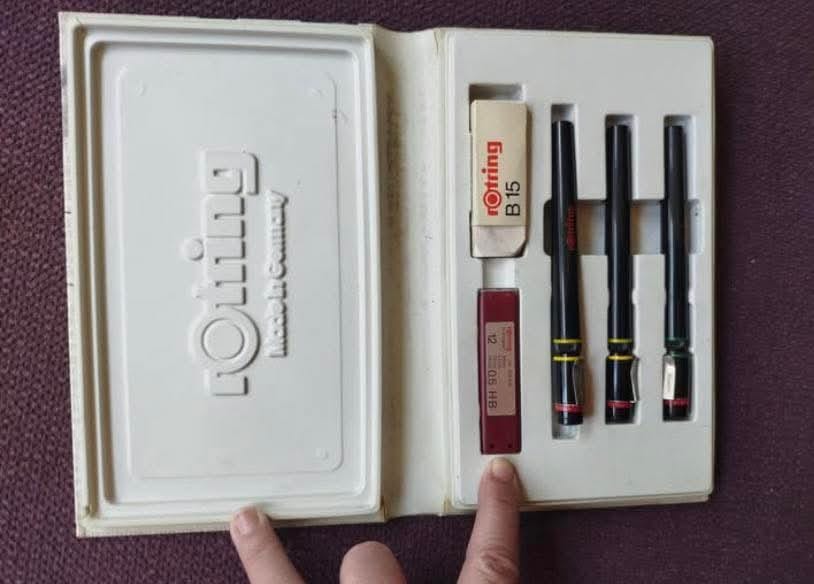 Estuche de plumas Rotring abierto