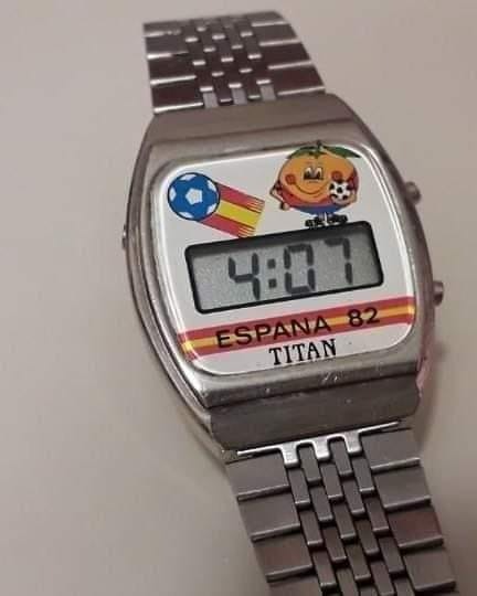 Reloj digital Titan con Naranjito y España 82.
