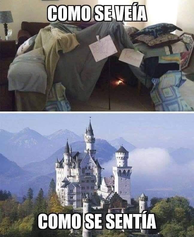 Arriba, una cabaña de mantas y cojines en un salón; abajo, un castillo blanco entre montañas.