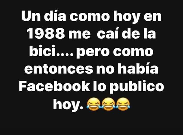 Texto blanco sobre fondo negro sobre caerse de la bici en 1988.