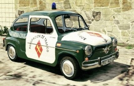 Seat 600 verde y blanco de la Agrupación de Tráfico de la Guardia Civil.