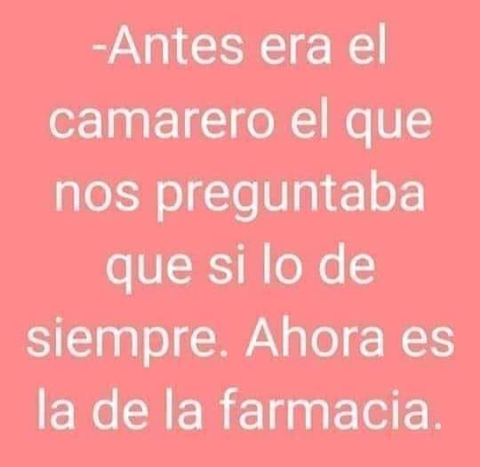 Texto blanco sobre fondo rosa sobre el camarero y la farmacéutica que preguntan si lo de siempre.
