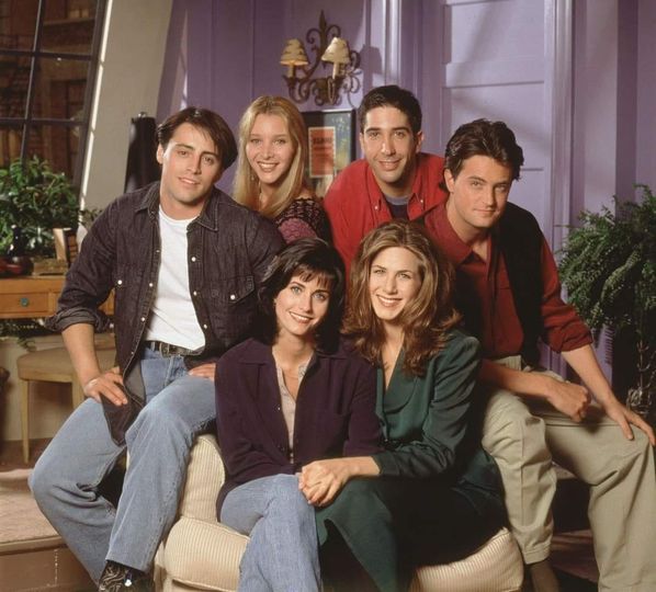 El reparto de la serie Friends en el sofá