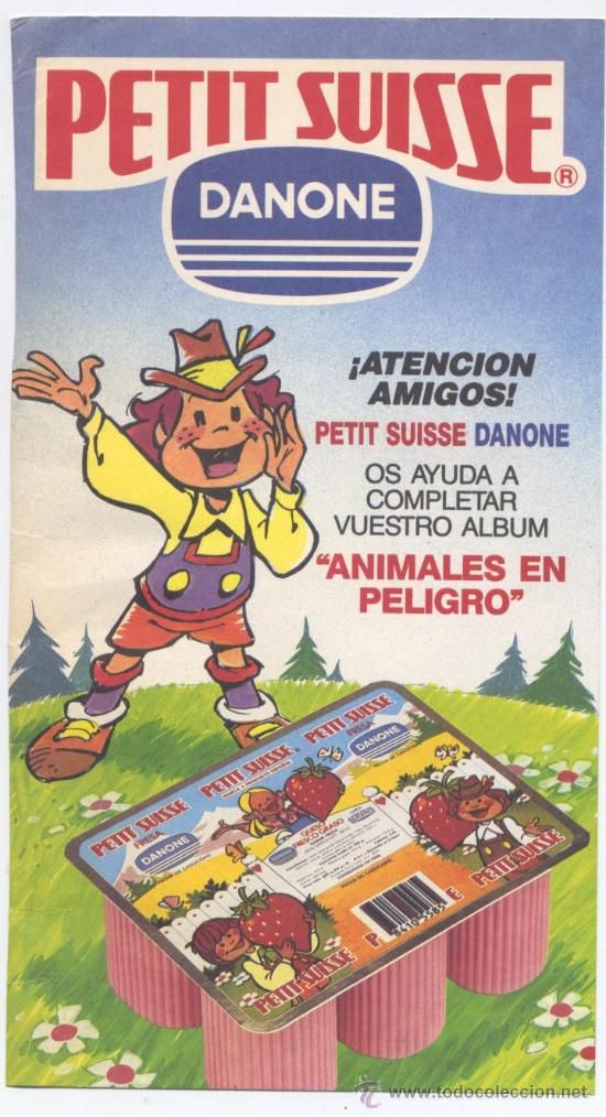 Anuncio de Petit Suisse de Danone con un muñeco y un paquete de seis tarrinas.
