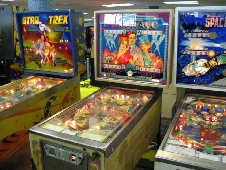 Máquinas de pinball de Star Trek y otras.