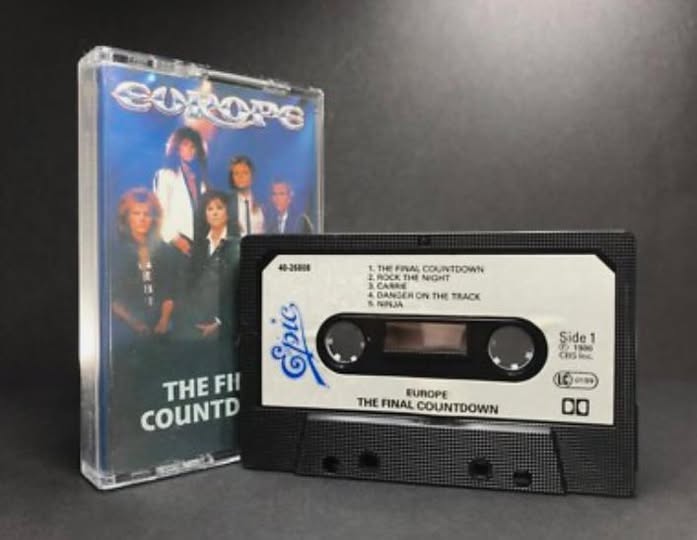 Casete de Europe The Final Countdown con su caja.