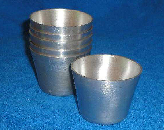 Vasos de flan de aluminio.
